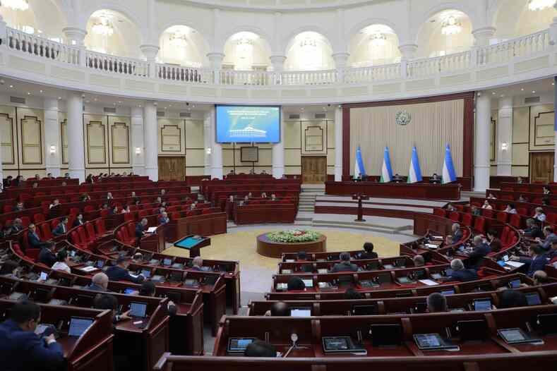 Закон, направленный на охрану и защиту недр и земельных ресурсов Узбекистана